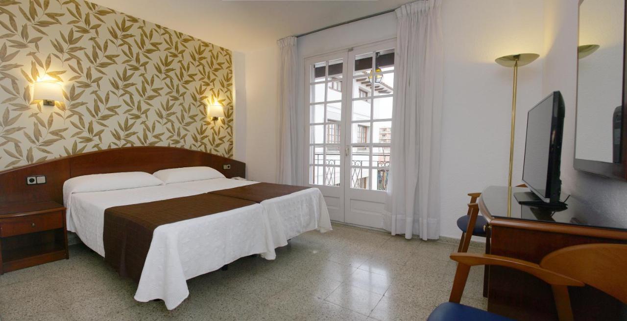 Hotel La Carolina 료렛 드 마르 외부 사진