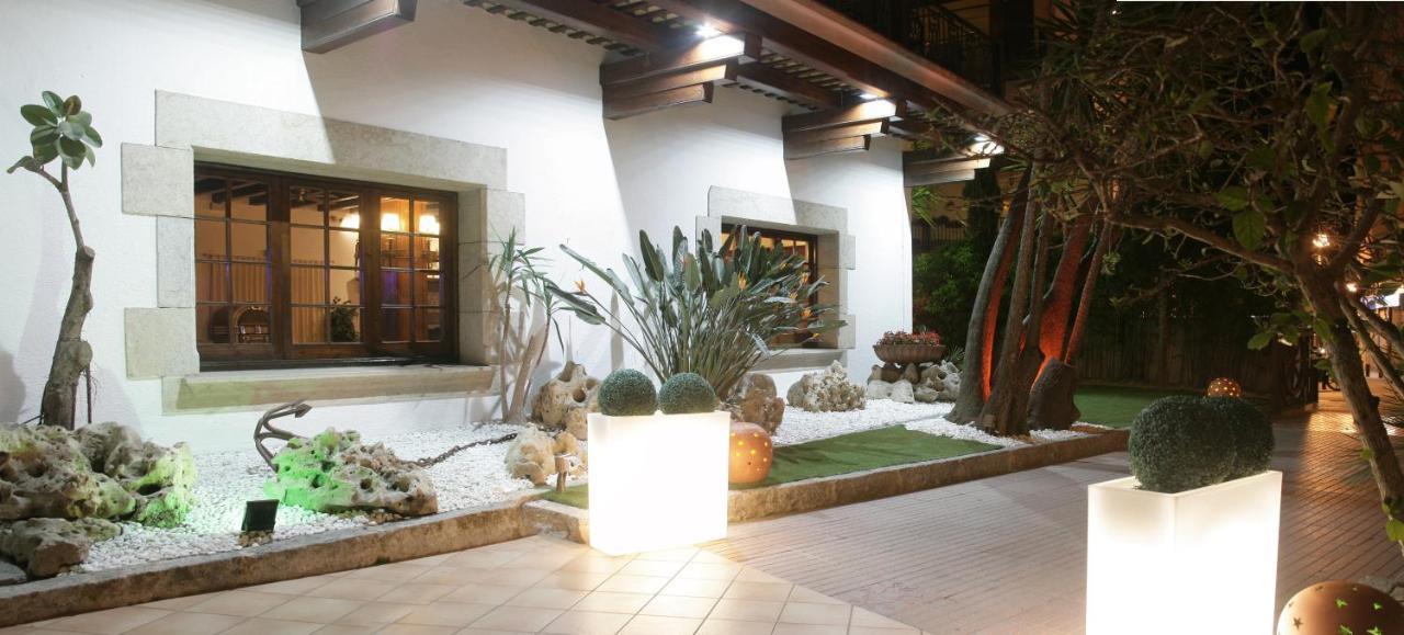 Hotel La Carolina 료렛 드 마르 외부 사진