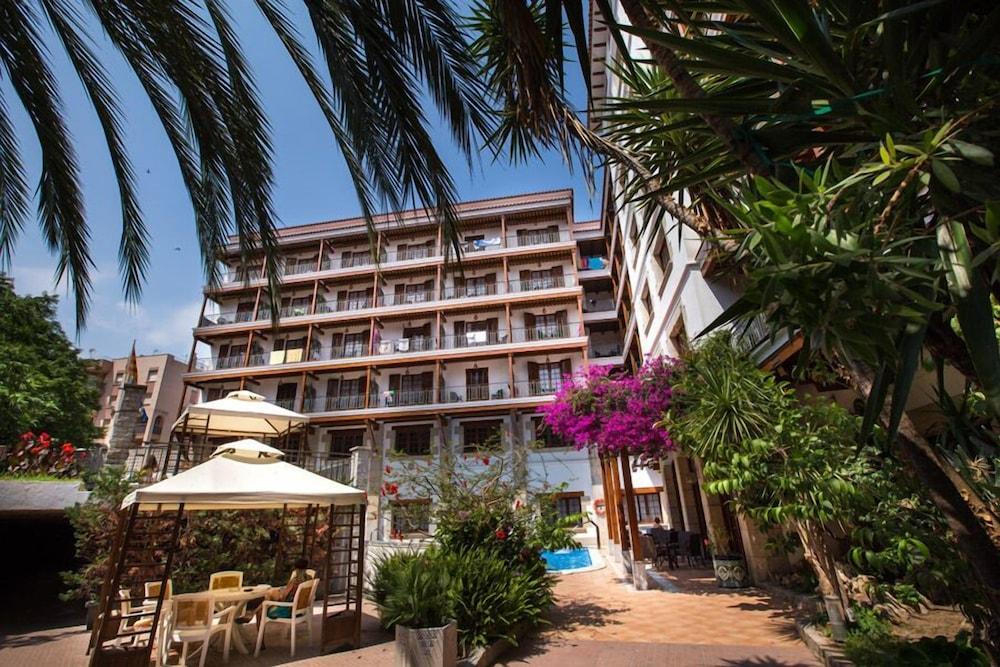 Hotel La Carolina 료렛 드 마르 외부 사진