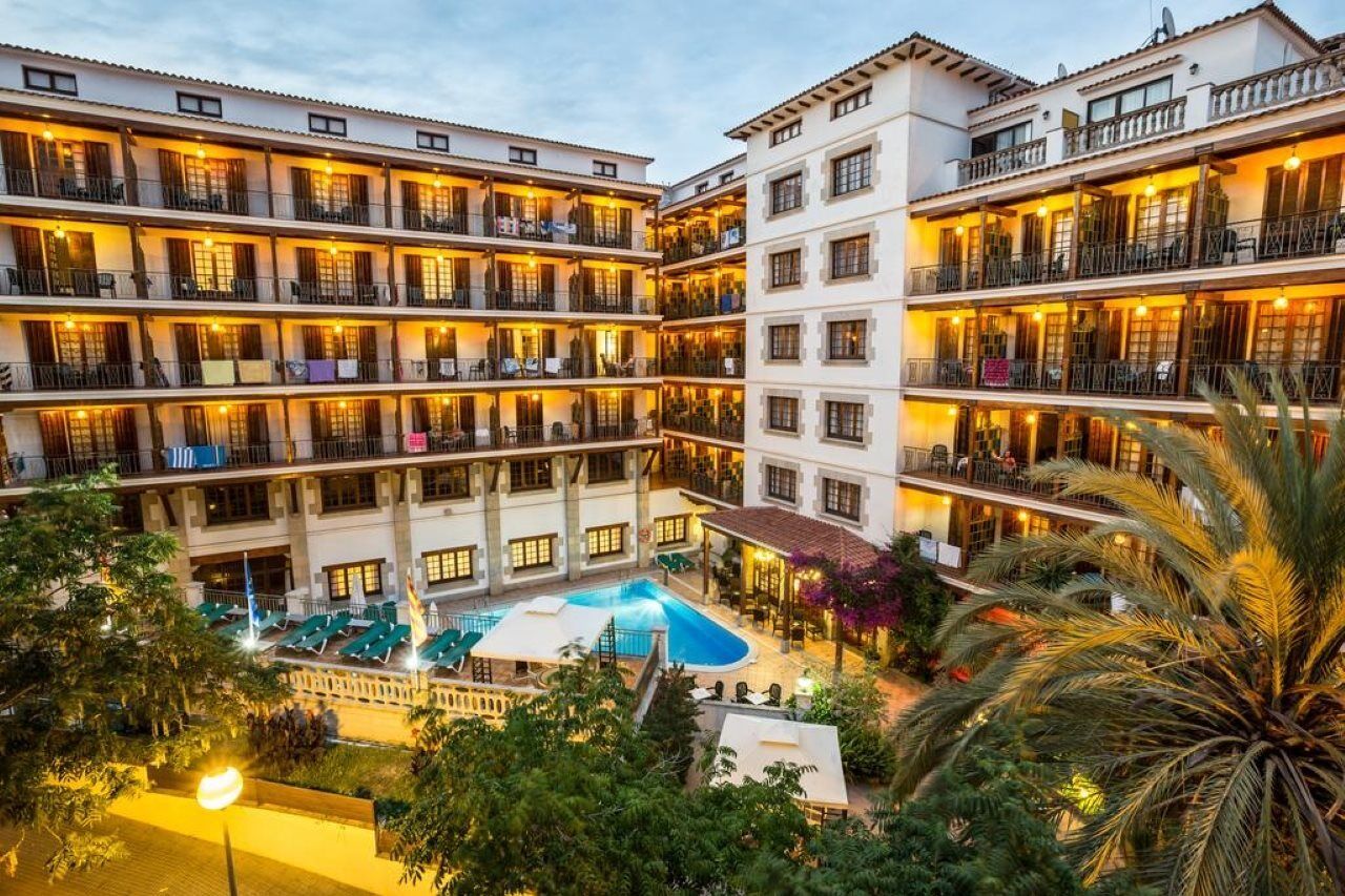 Hotel La Carolina 료렛 드 마르 외부 사진